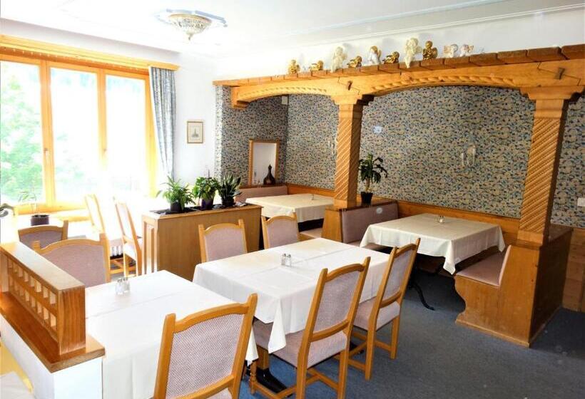 בית מלון כפרי Bündnerhof