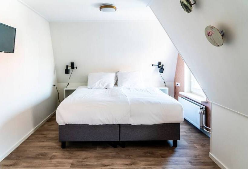 Boutique Hotel Charley S