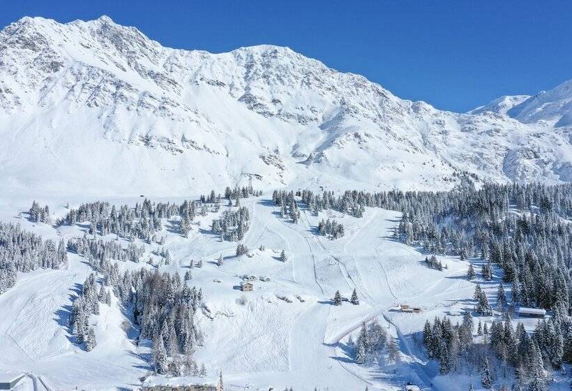 Отель Brocco & Posta