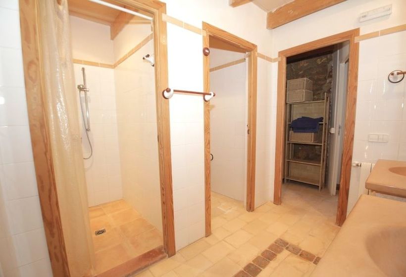 Отель Can Llimona