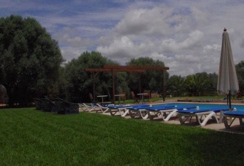 Отель Can Llimona