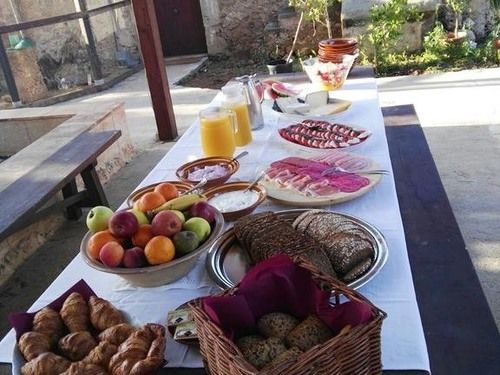 Отель Can Llimona