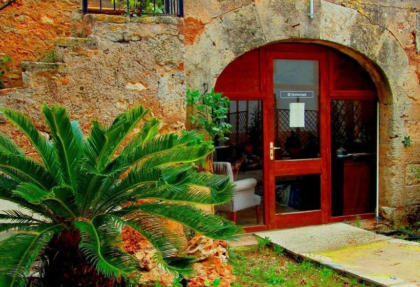 Отель Can Llimona