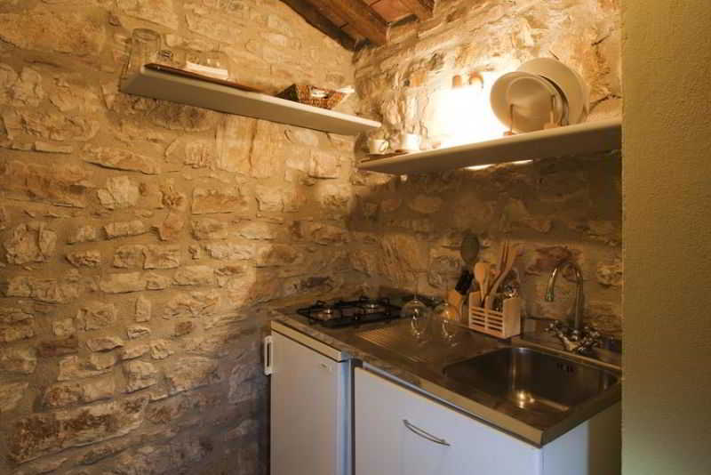 فندق Castello Valenzino