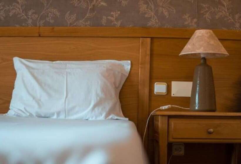 Castrum Villae By Walk Hotels