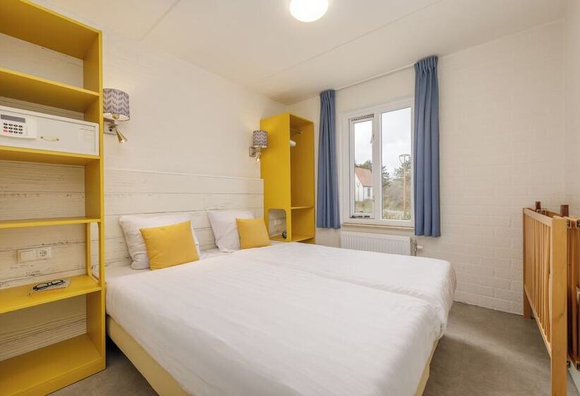 هتل Center Parcs Zandvoort Beach