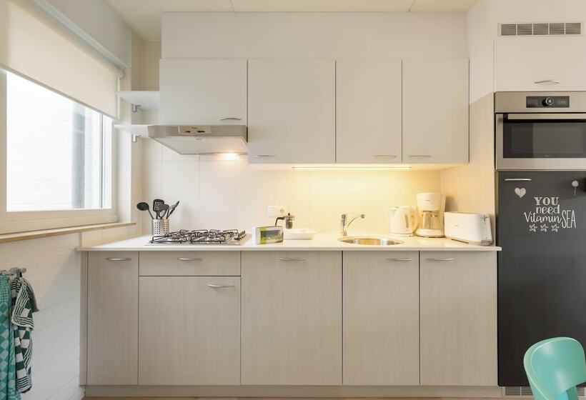 هتل Center Parcs Zandvoort Beach