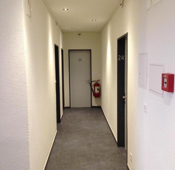 בית מלון כפרי Central