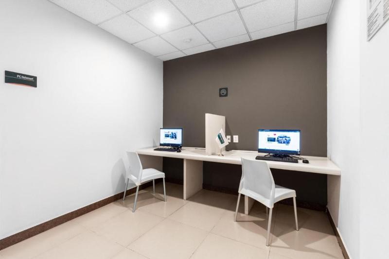 هتل City Express Junior By Marriott Veracruz Aeropuerto