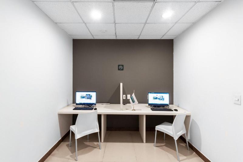 هتل City Express Junior By Marriott Veracruz Aeropuerto