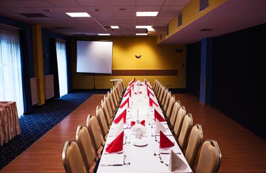 ホテル Comfortbiznes Pruszkow