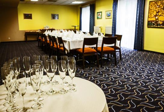 ホテル Comfortbiznes Pruszkow