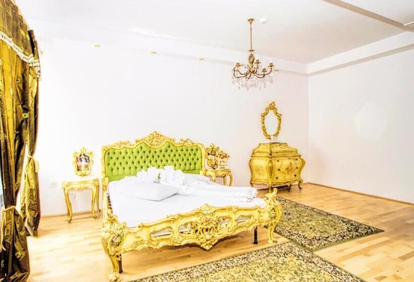 בית מלון כפרי Coroana Moldovei