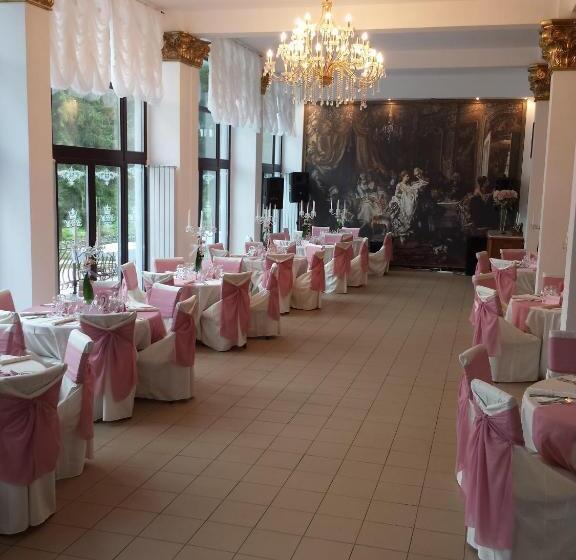 בית מלון כפרי Coroana Moldovei