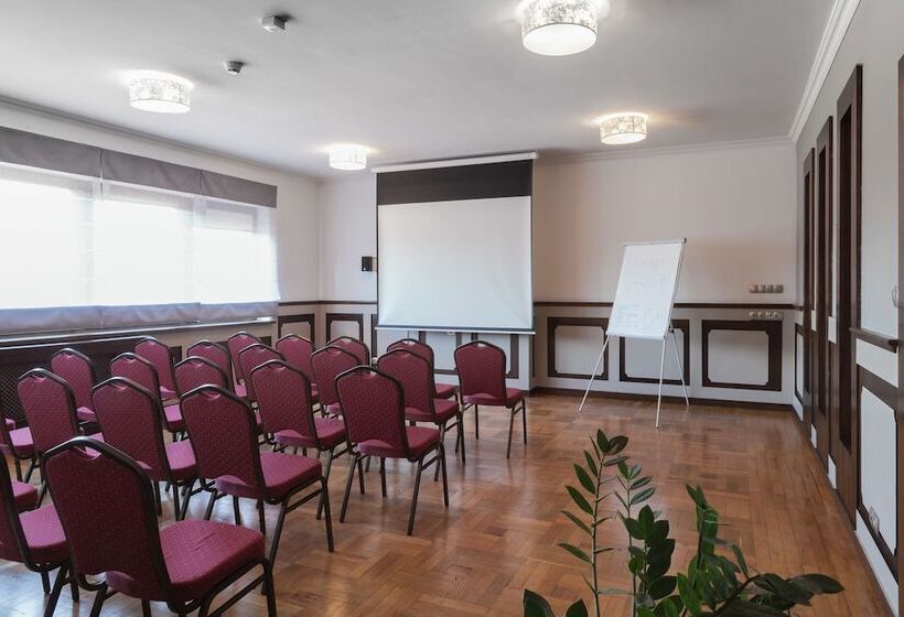 בית מלון כפרי Cristal Park