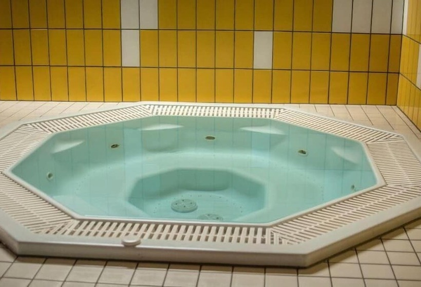 בית מלון כפרי Cristal Park