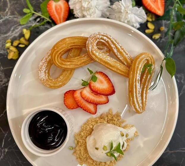 فندق Cztery Pory Roku