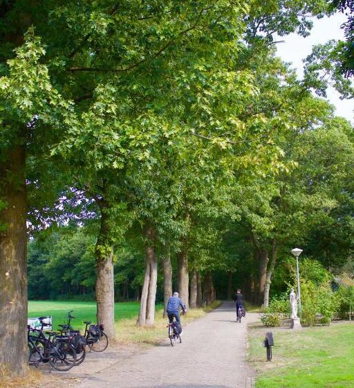 فندق De Kruishoeve