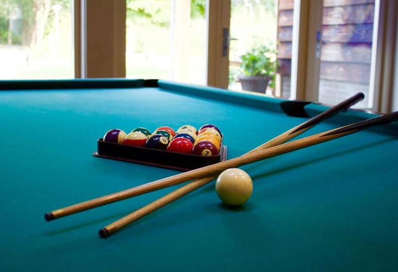 فندق De Kruishoeve