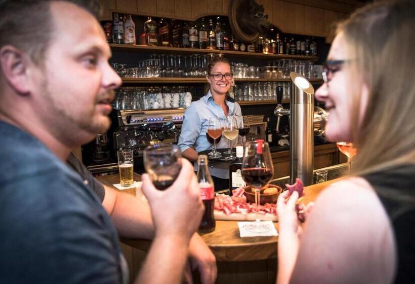 فندق De Kruishoeve