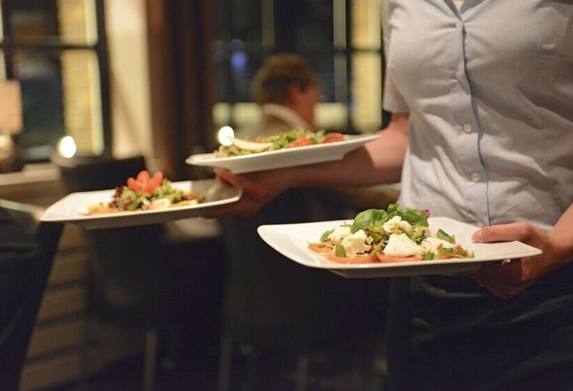 호텔 De Zoete Inval Haarlemmerliede