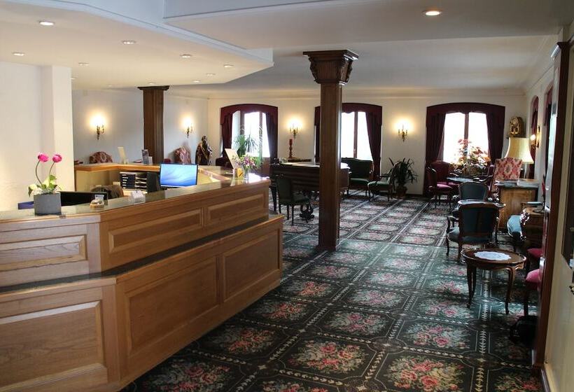 호텔 Drachenburg & Waaghaus