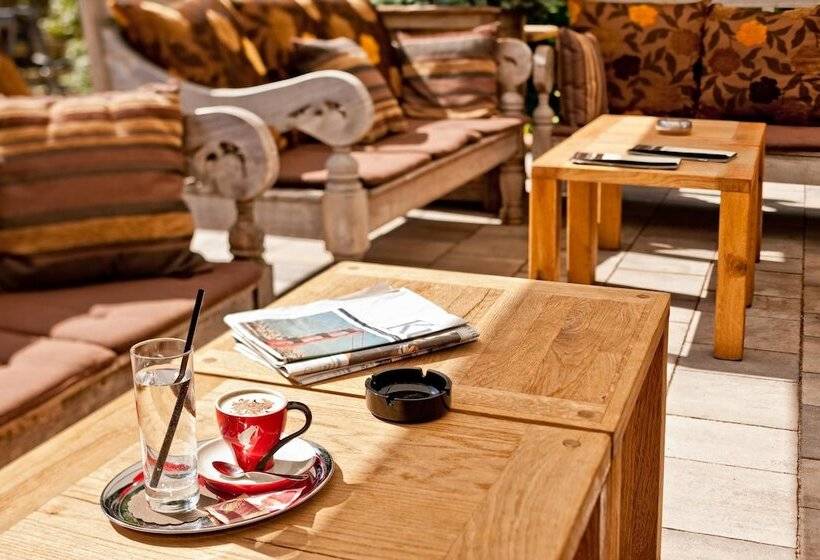 هتل B&b Dvor Tacen