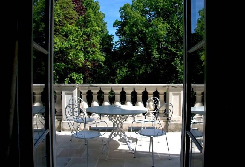 호텔 Dwor Sierakow