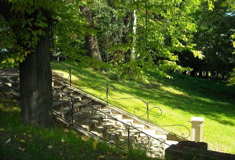 호텔 Dwor Sierakow