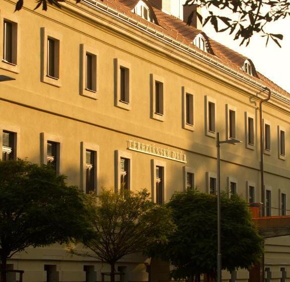 Ea Hotel Tereziánský Dvůr