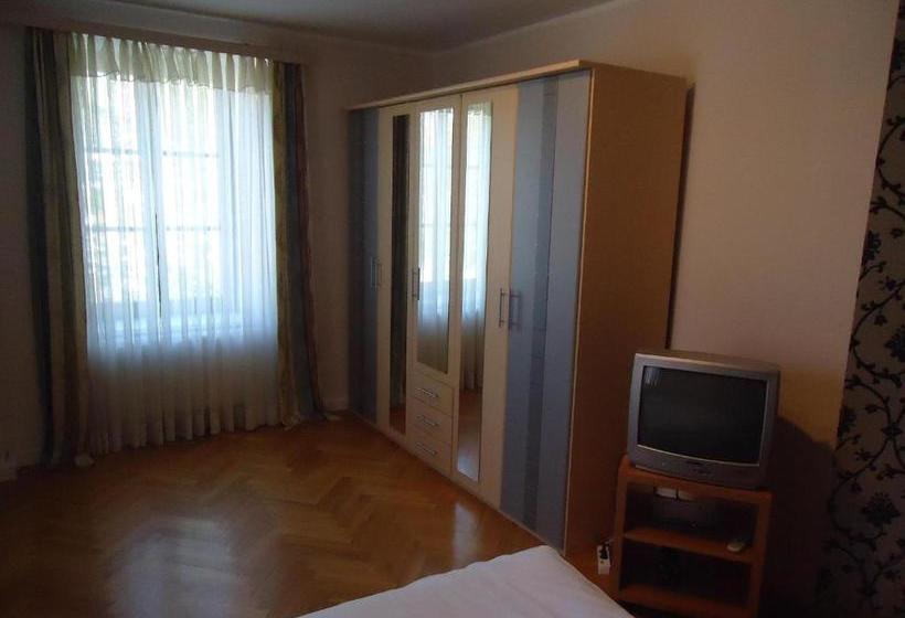 בית מלון כפרי Ferienwohnung Madlene