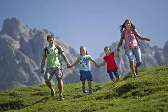 Отель Ferienwohnungen Hinterholzer