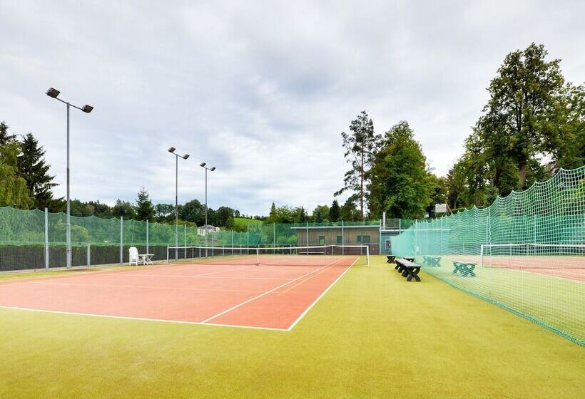 בית מלון כפרי Filipinum