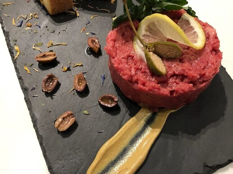 فندق Foresteria Del Castello