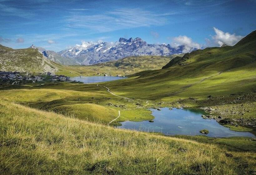 Отель Frutt Mountain Resort