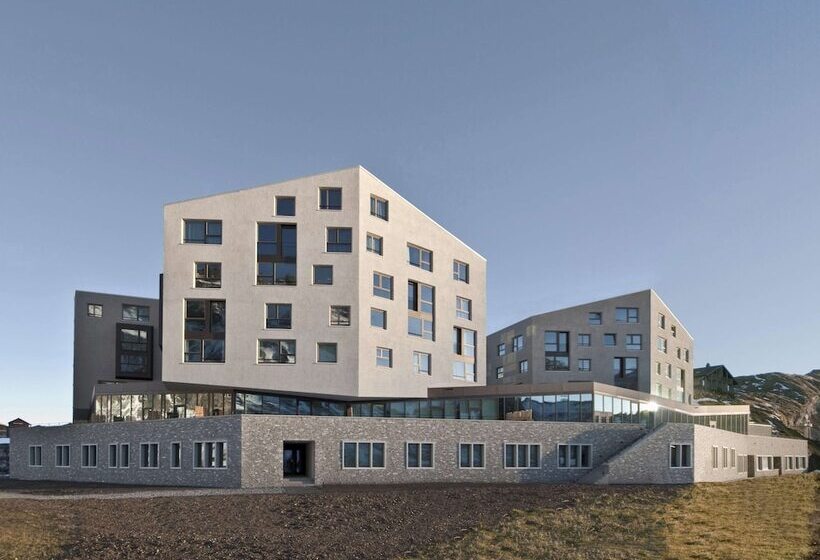 Отель Frutt Mountain Resort