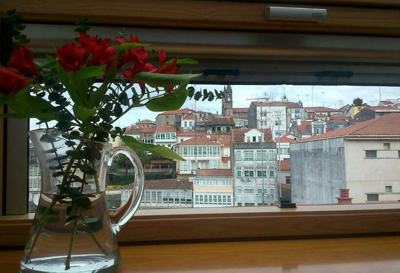 ホテル Garelos Betanzos