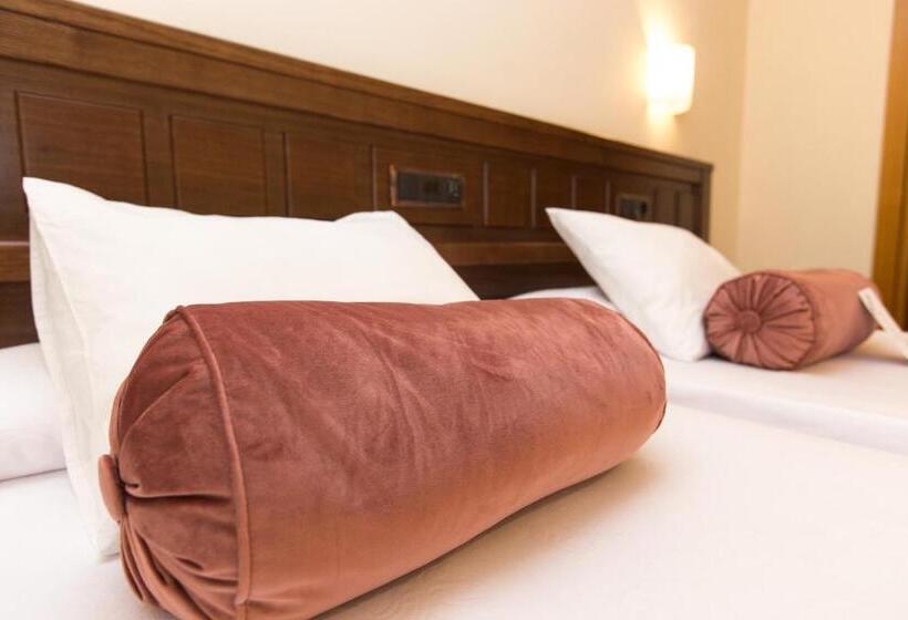 ホテル Garelos Betanzos