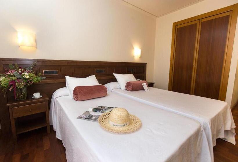 ホテル Garelos Betanzos