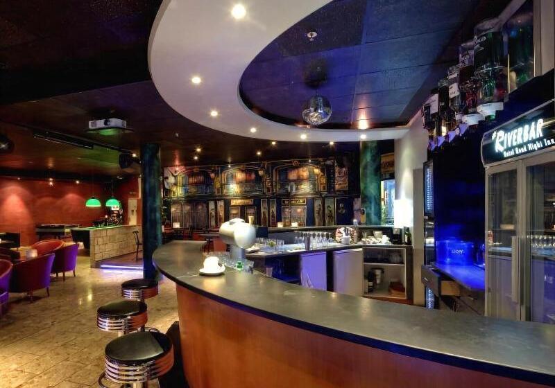 בית מלון כפרי Good Night Inn