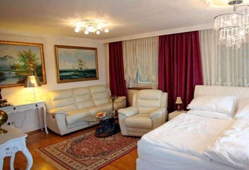 酒店 Höckner Plaza