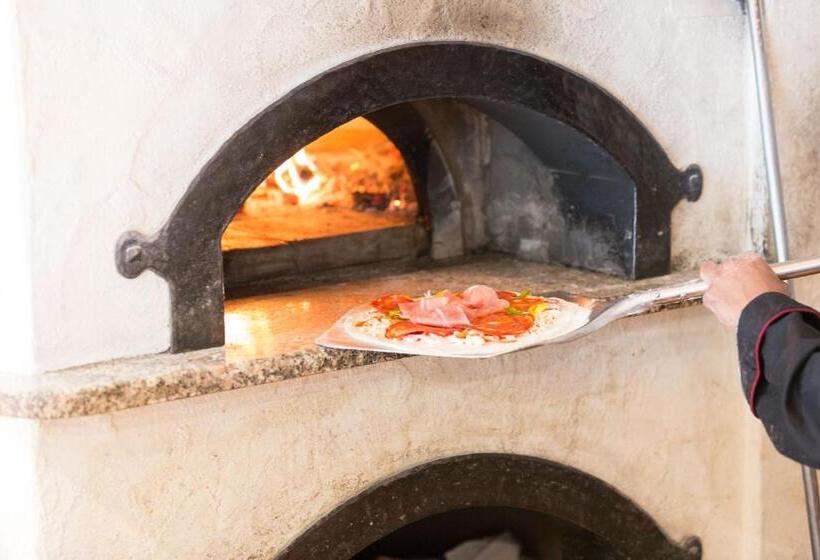 בית מלון כפרי Höfli