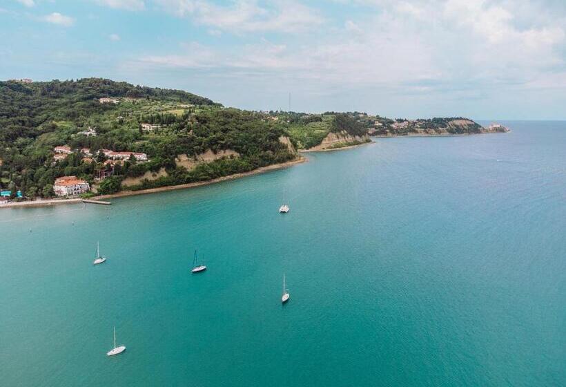 هتل Holiday Park Vile  Terme Krka