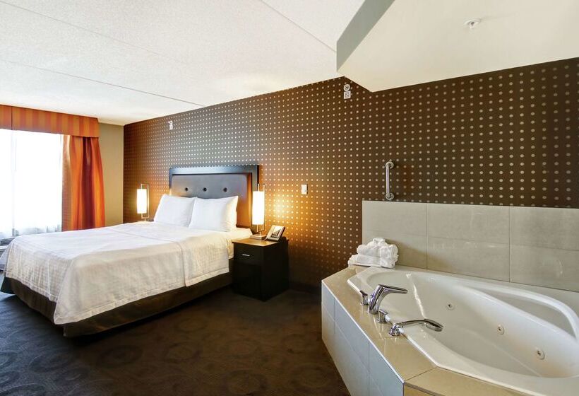 هتل Homewood Suites Ajax, Ontario, Canada