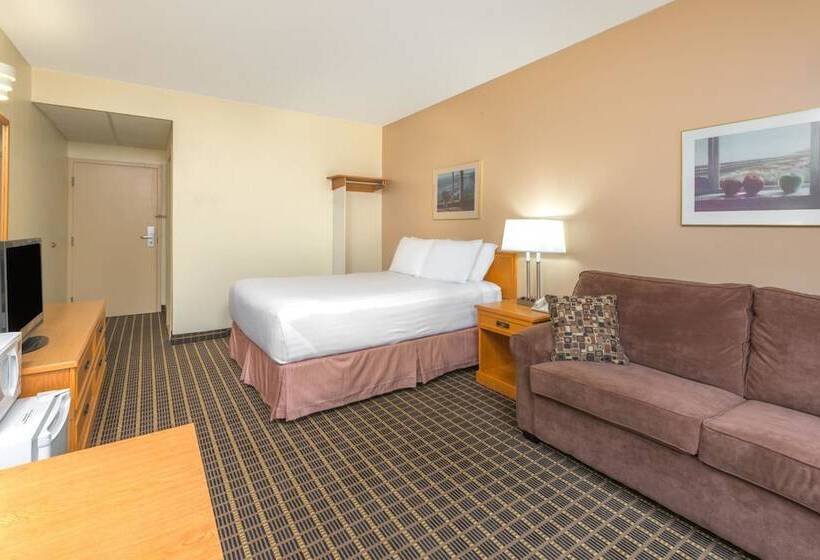 فندق Howard Johnson By Wyndham Tillsonburg