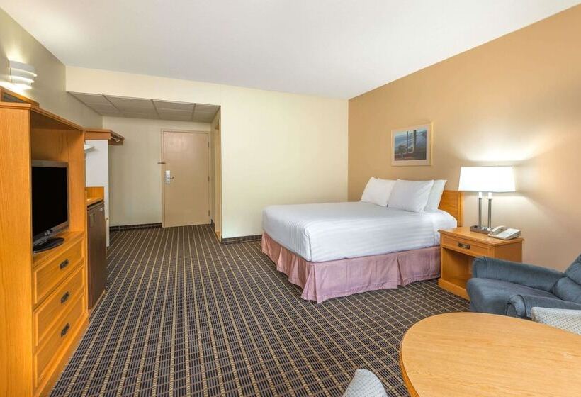 فندق Howard Johnson By Wyndham Tillsonburg