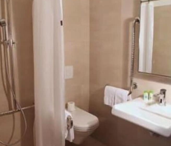 ホテル Hôtel De La Poste Martigny City Center