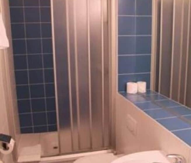 ホテル Hôtel De La Poste Martigny City Center