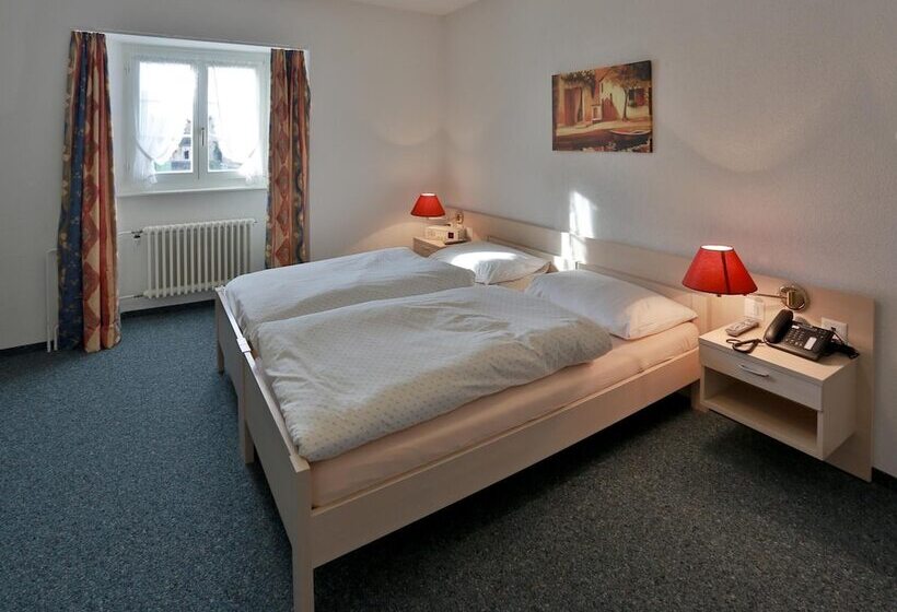 ホテル Hôtel Du Port   Free Parking   Breakfast Included