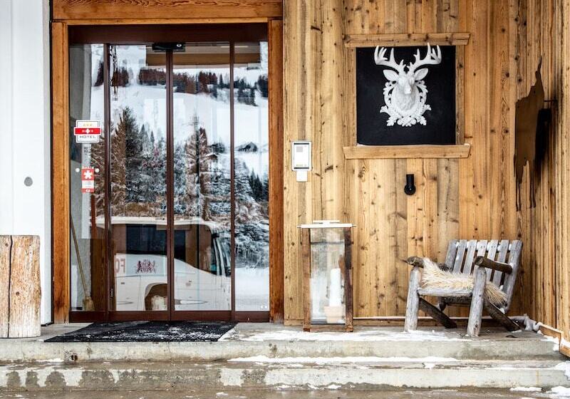 Отель Hôtel Le Relais Alpin